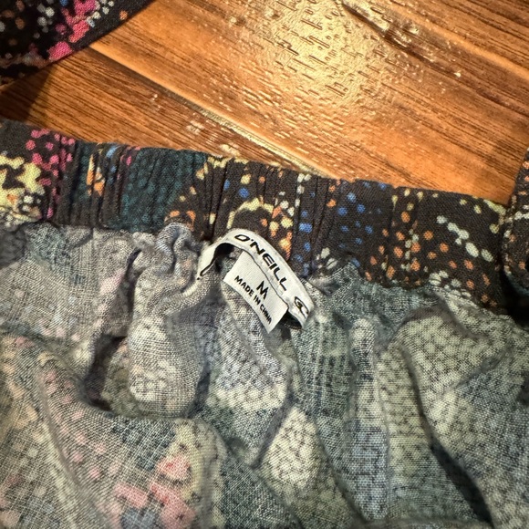 O’Neill crop top - Picture 2 of 3